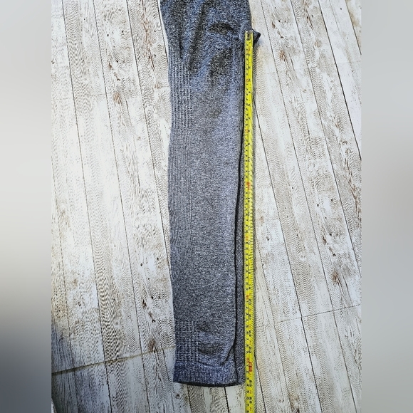 Gymshark High Rise Seamless Ombre Legging - Picture 4 of 8